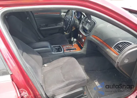 2012 Chrysler 300 из США, поврежденный, VIN 2C3CCAAG4CH133046